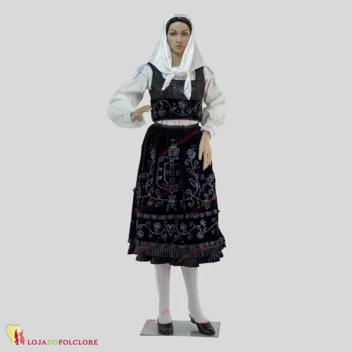 Traje Mordoma - Rica - Frente 2